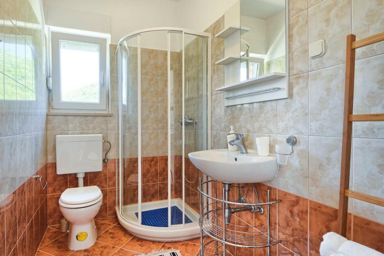 Duboko Plavo Apartman Krnica Kültér fotó
